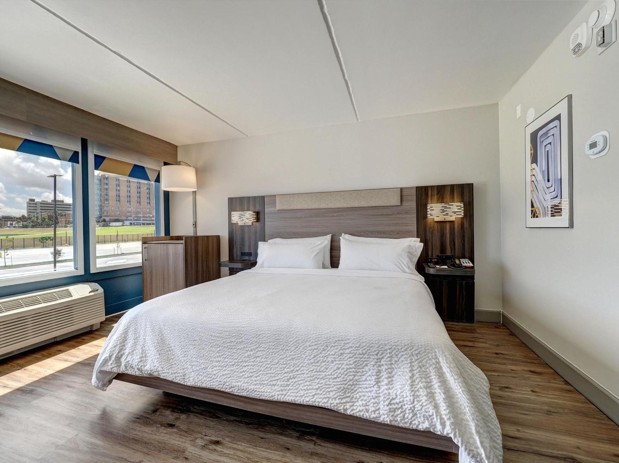 Holiday Inn Express Corpus Christi - Beachfront By Ihg Dış mekan fotoğraf