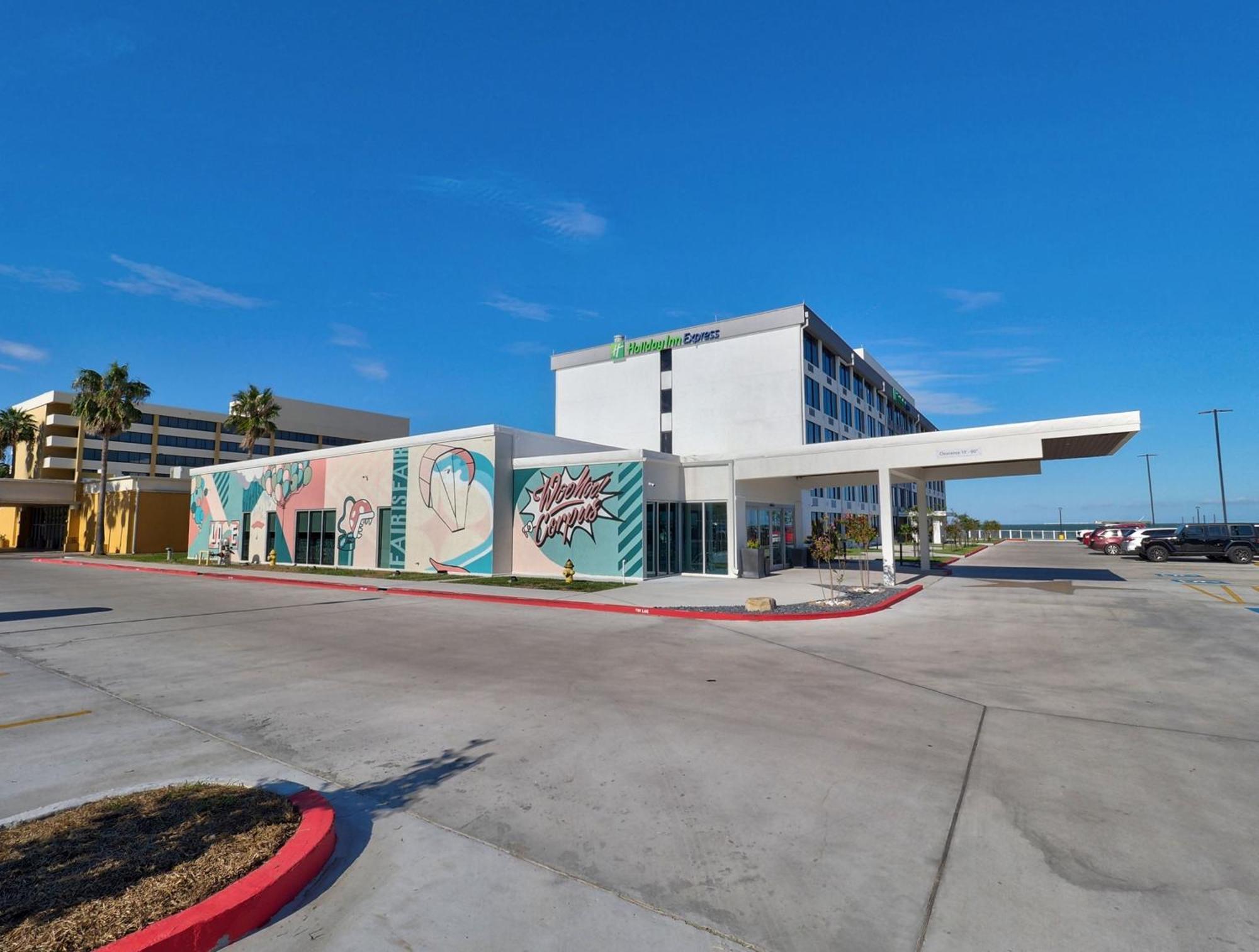 Holiday Inn Express Corpus Christi - Beachfront By Ihg Dış mekan fotoğraf