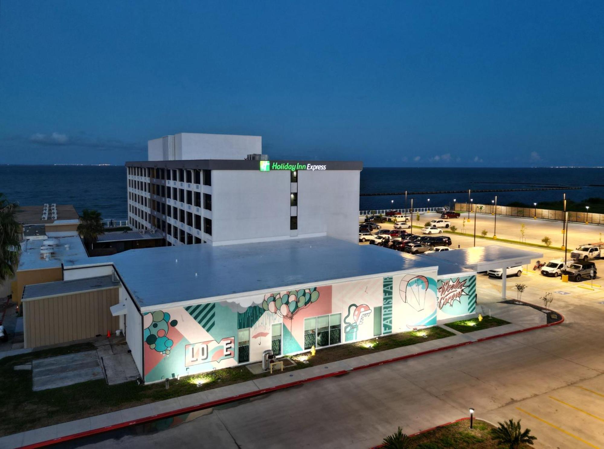 Holiday Inn Express Corpus Christi - Beachfront By Ihg Dış mekan fotoğraf