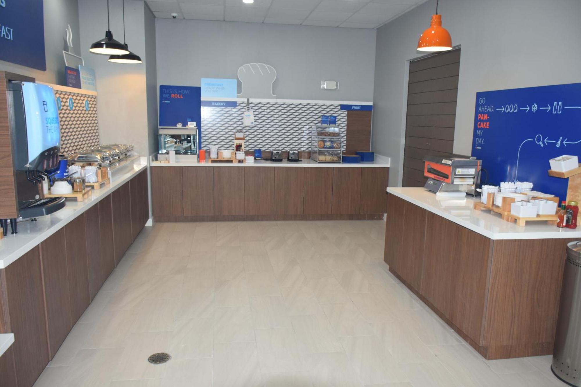 Holiday Inn Express Corpus Christi - Beachfront By Ihg Dış mekan fotoğraf